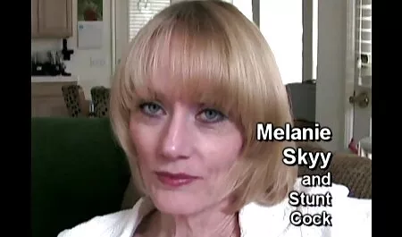 Die reife frau kostenlos Person, die einen Freund von Silver Online Home eingeladen hat
