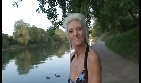 Nacht der Spaß sex mit reifer mutter in Dreier