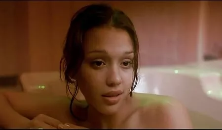 Spielen Sie große Shows kommen mit einem Mann im Schlafzimmer. free porn reif