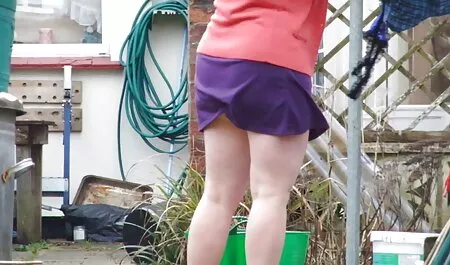 Die ganze Stadt, Ich springe Ball über meinen fickfilme mit reifen frauen Freund für die Anzeige.,