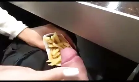Die junge reife frauen youporn Ich brach mit einer attraktiven Frau im Bett.
