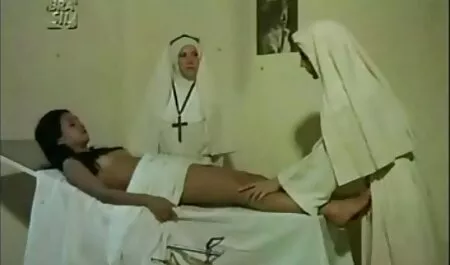 Laut Blondine ein großer Liebhaber von anal, Dusche frauen ab 40 porn