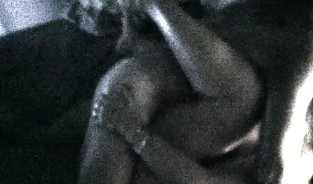 Witwe rose im reife geile frauen Garten sex,