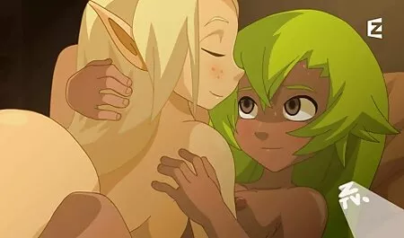 Blonde reife frauen free video werfen Grundstück in den Kopf