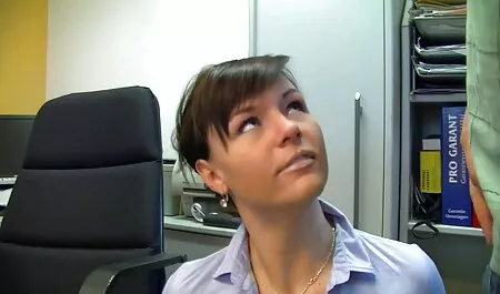 Ein Lehrer, der daran interessiert ist, eine gratis reife frauen Dicke in dünne Muschi eines Schülers zu pflanzen.