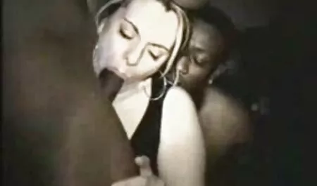 Sie mag und stellte sich heraus, eine schöne Brünette sexfilme ü50 zu sein, während ihr Mann arbeitet.