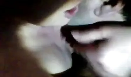 Massieren reife damen filme Sie niemals Ihren Nacken und lassen Sie einen Schwanz in einem Hut stecken