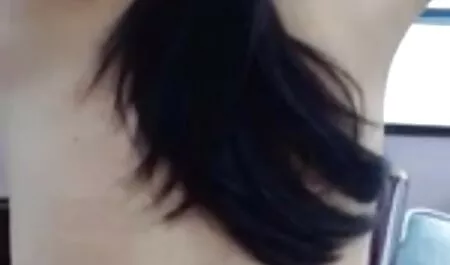Der Mann, der die Macht einer reife deutsche anal Schlampe auf der Couch gebrochen hat