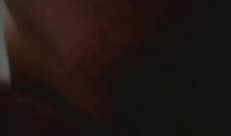 Dieser Mann hat am Ende reifefrauenporno den Spermienmangel seiner Schwester.