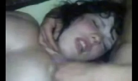 Nach dieser Reise, der Mann, der den Bart eines russischen Mädchens praktiziert und sein Gesicht auffüllen. porno reife hausfrauen